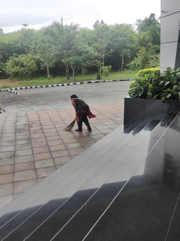 Ground Floor Cleaning